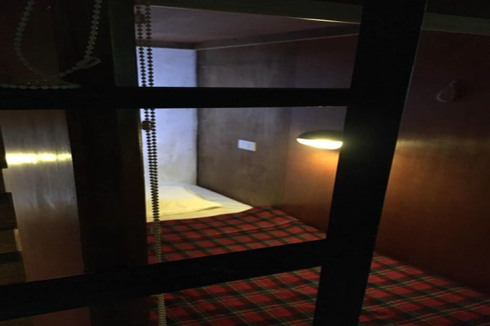 Wire Hostel Patong Dış mekan fotoğraf
