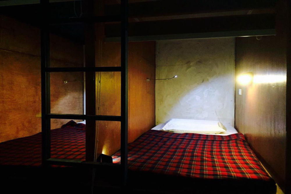Wire Hostel Patong Dış mekan fotoğraf
