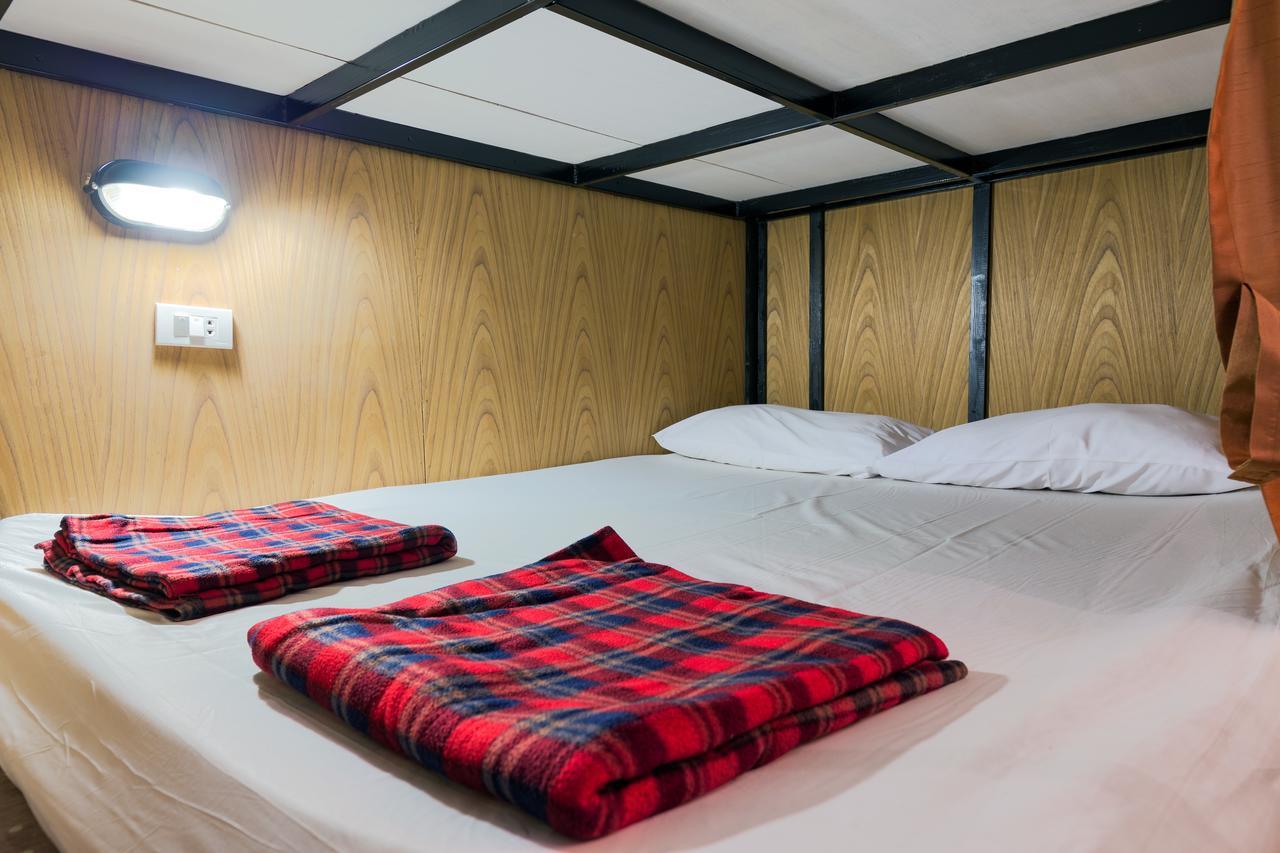 Wire Hostel Patong Dış mekan fotoğraf
