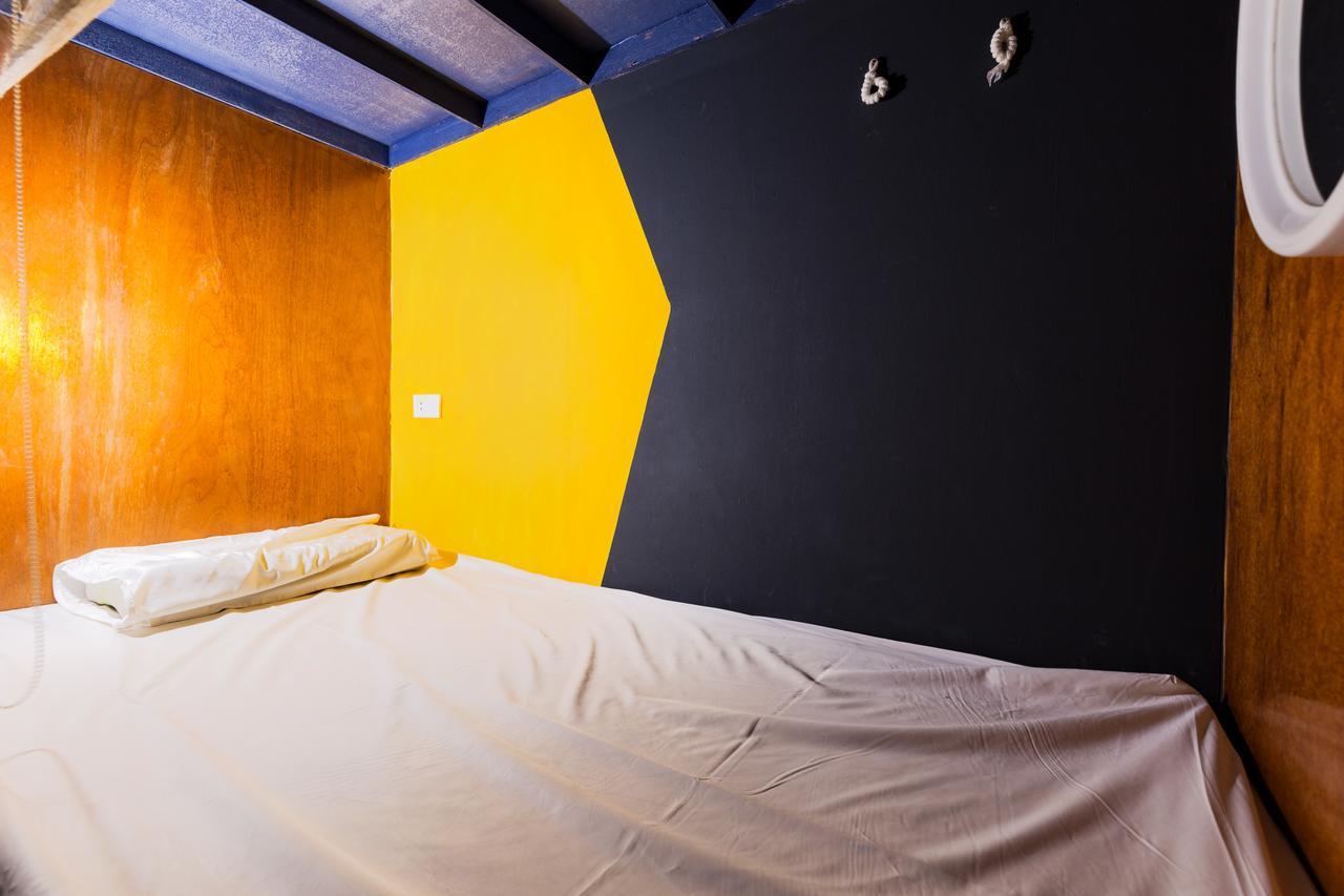 Wire Hostel Patong Dış mekan fotoğraf