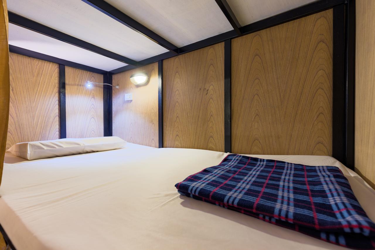 Wire Hostel Patong Dış mekan fotoğraf